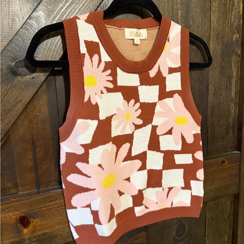 Listicle Brown and Pink Knit Top